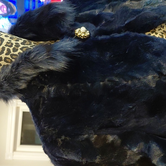 Oscar de la Renta Navy Mink and Fox Collar Cape - Picture 9 of 13